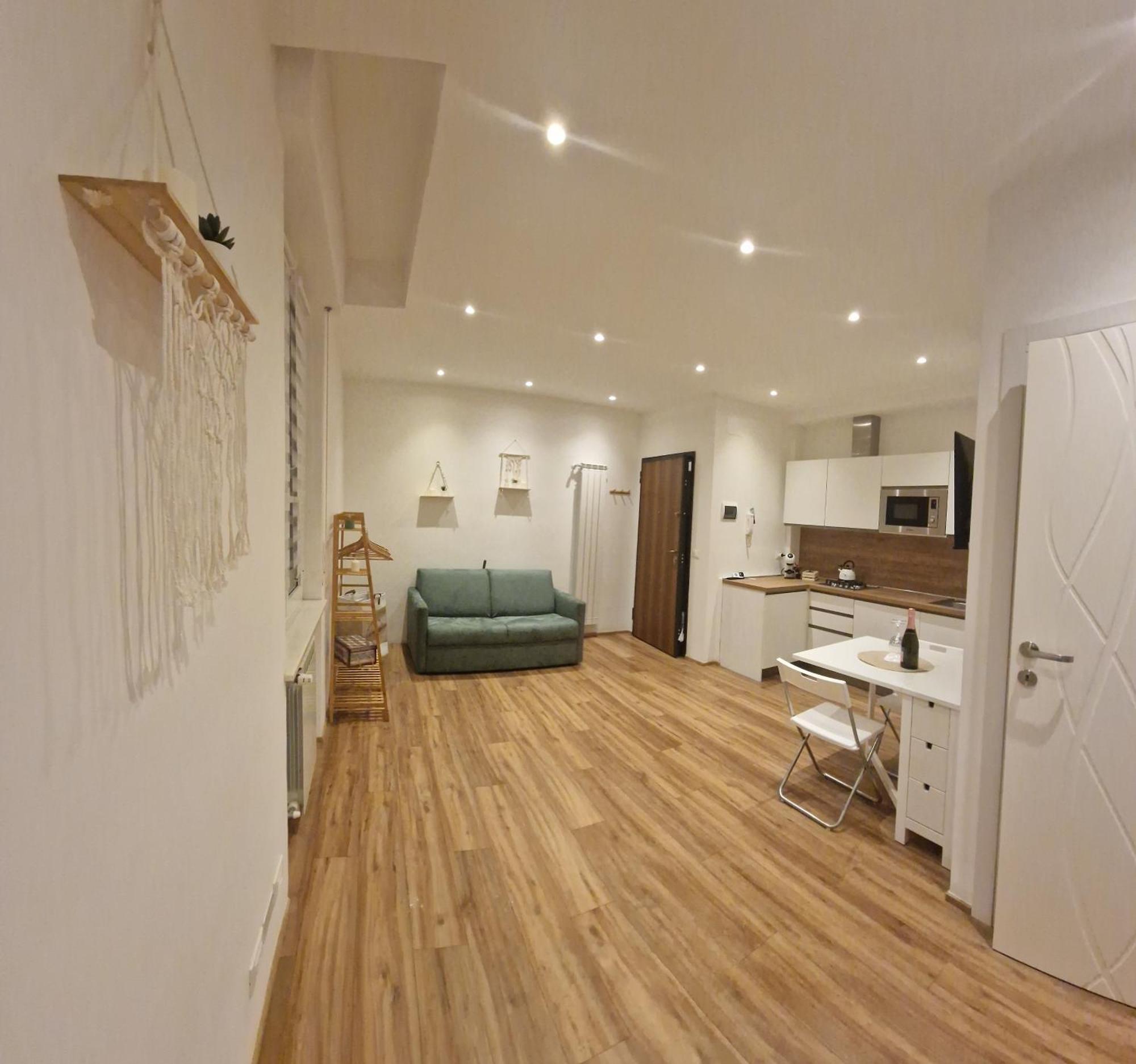 Apartamento La Perla Di Ro Savona Exterior foto