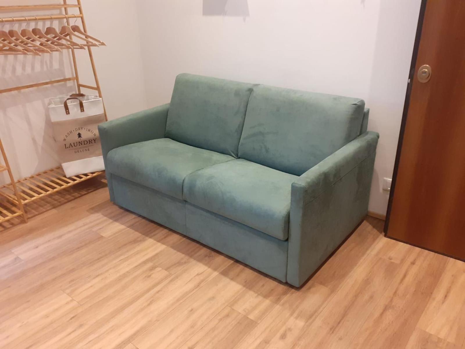 Apartamento La Perla Di Ro Savona Exterior foto