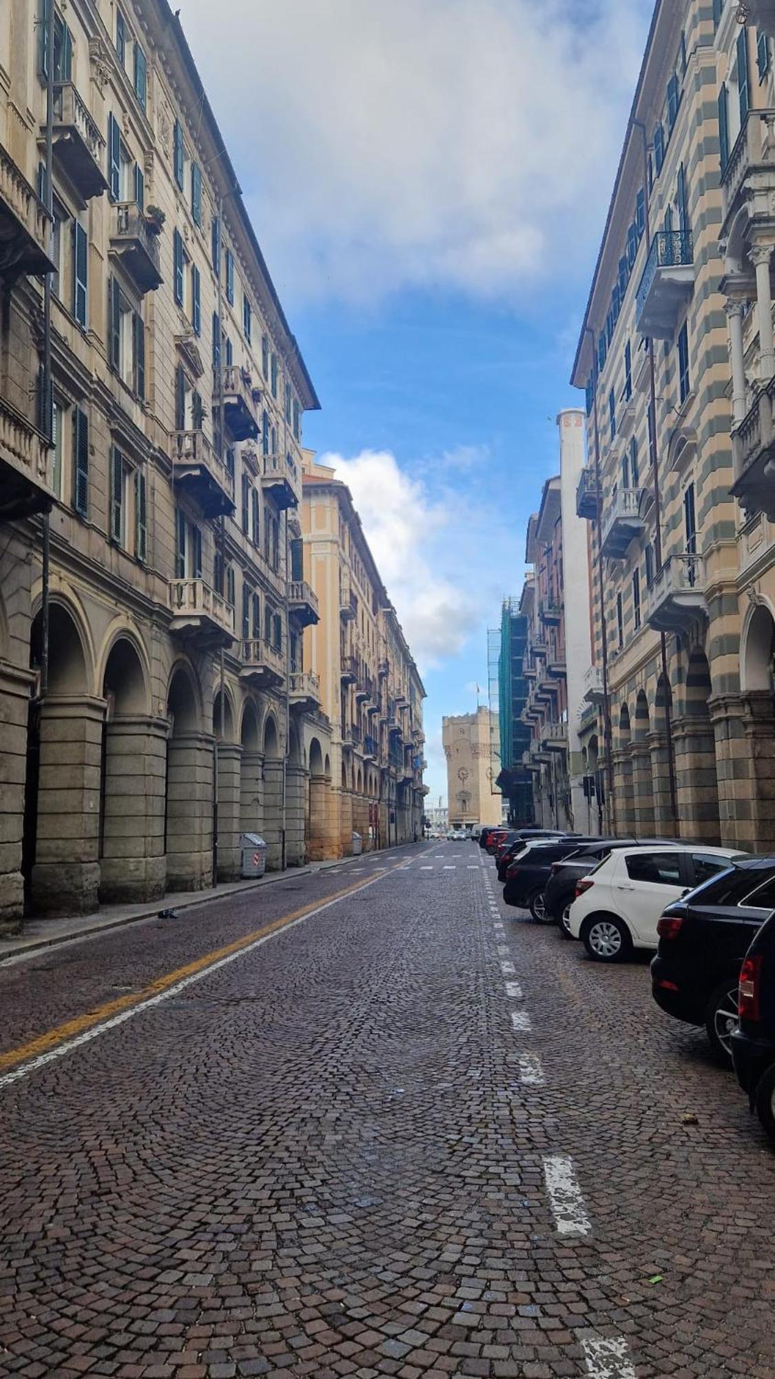 Apartamento La Perla Di Ro Savona Exterior foto